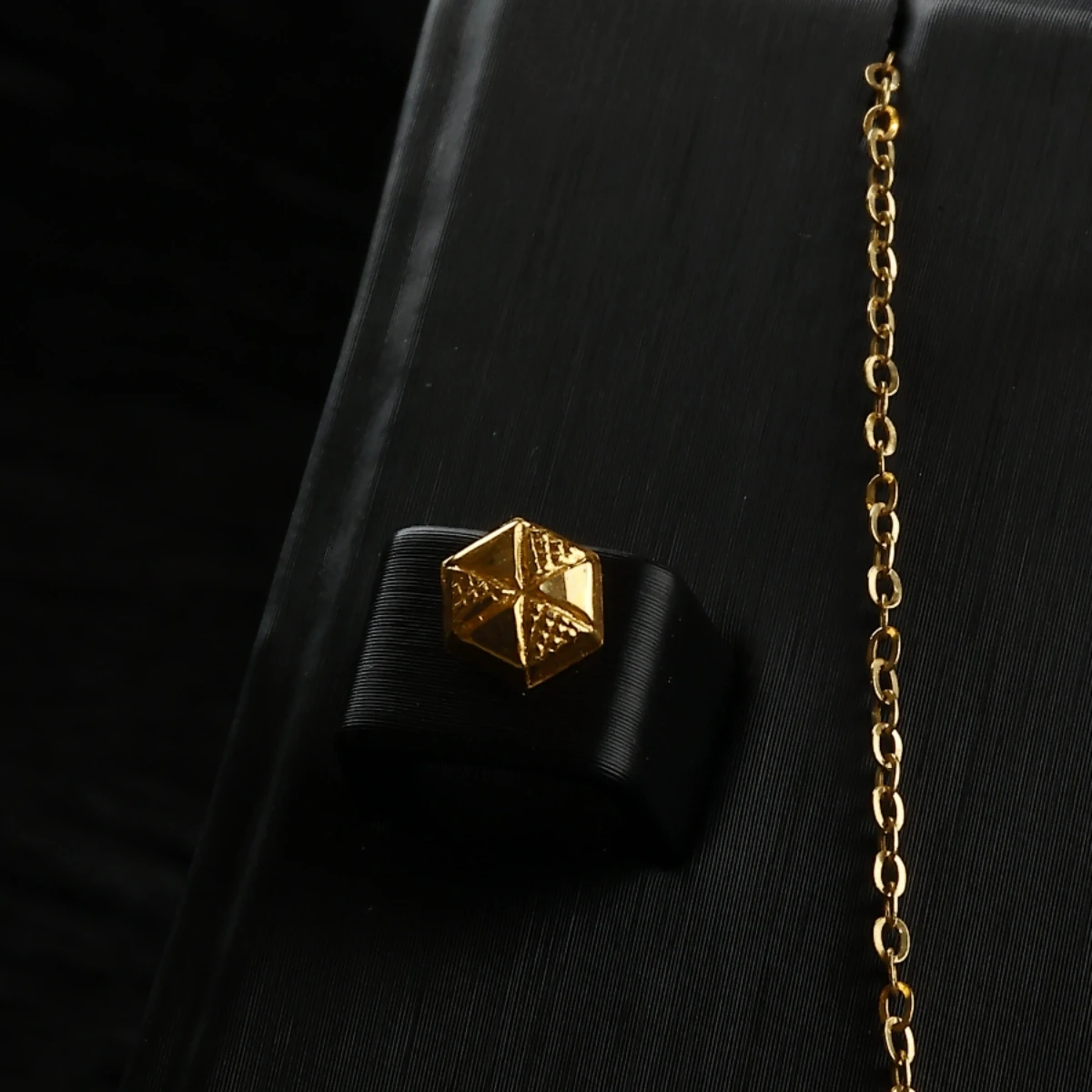 Half a set, soft and elegant