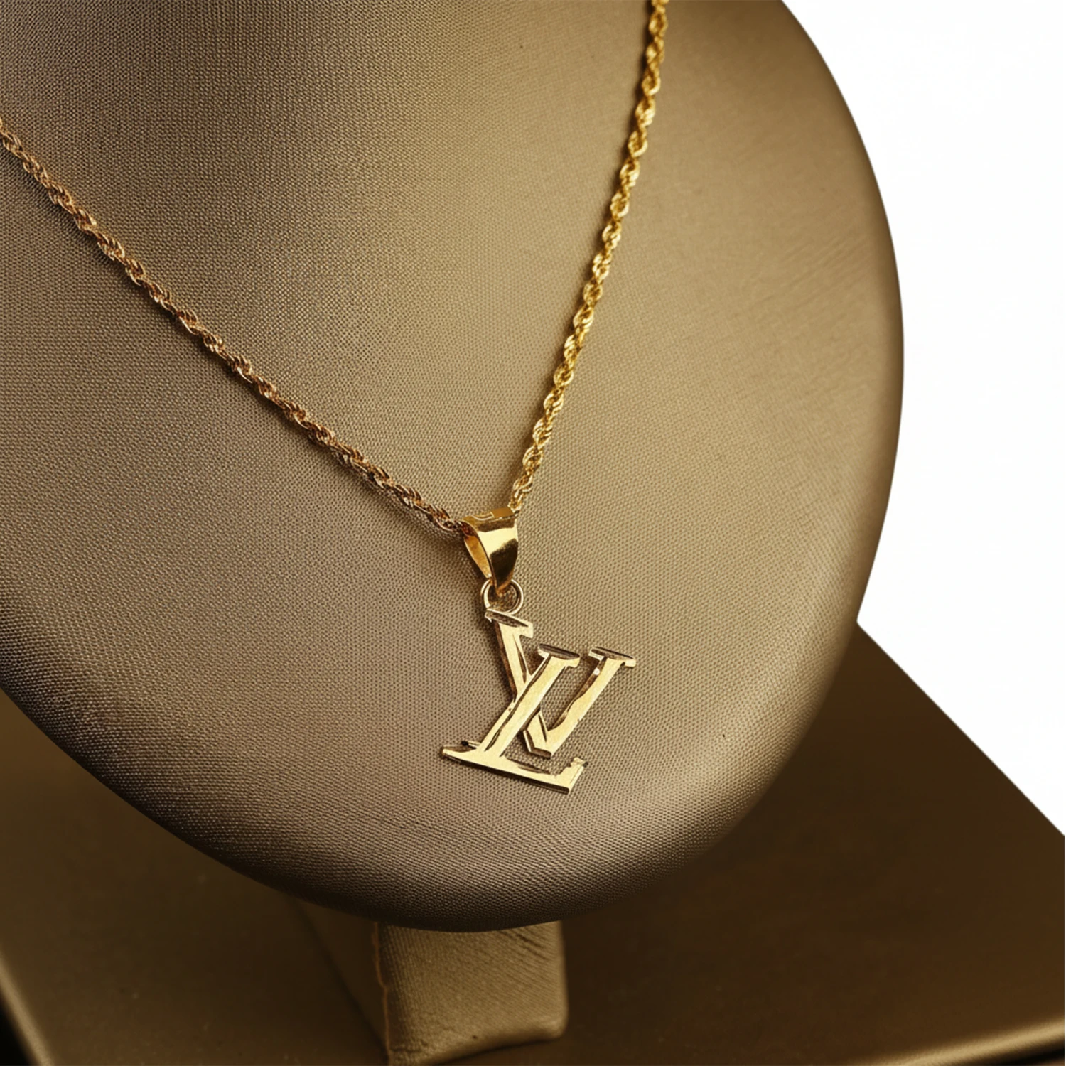 18K Gold Monogram Set - Modern Elegance, Effortlessly