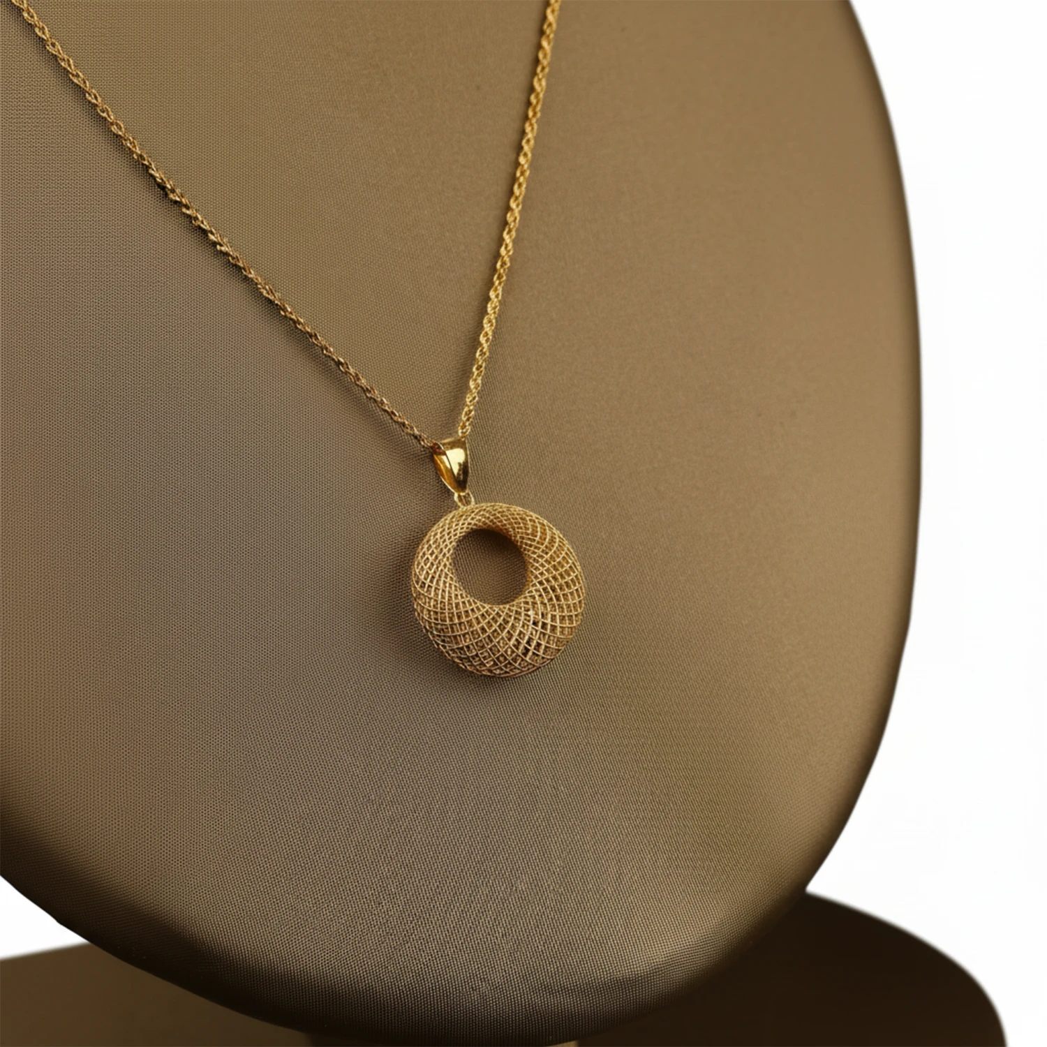 “Halo of Light” 21K Gold Set – Circular Mesh Design