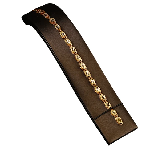 “Golden Inscriptions” 21K Gold Bracelet – Engraved Oval Link Design