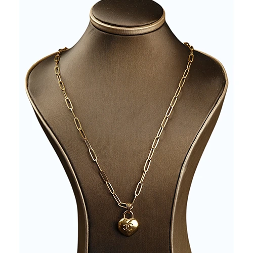 “Love Lock” 18K Gold Necklace – Paperclip Chain & Heart Padlock Pendant