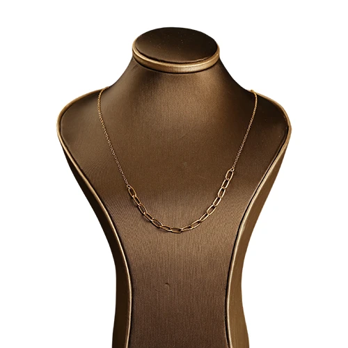 “Circle of Light” 18K Gold Necklace – Polished Open Circle Design