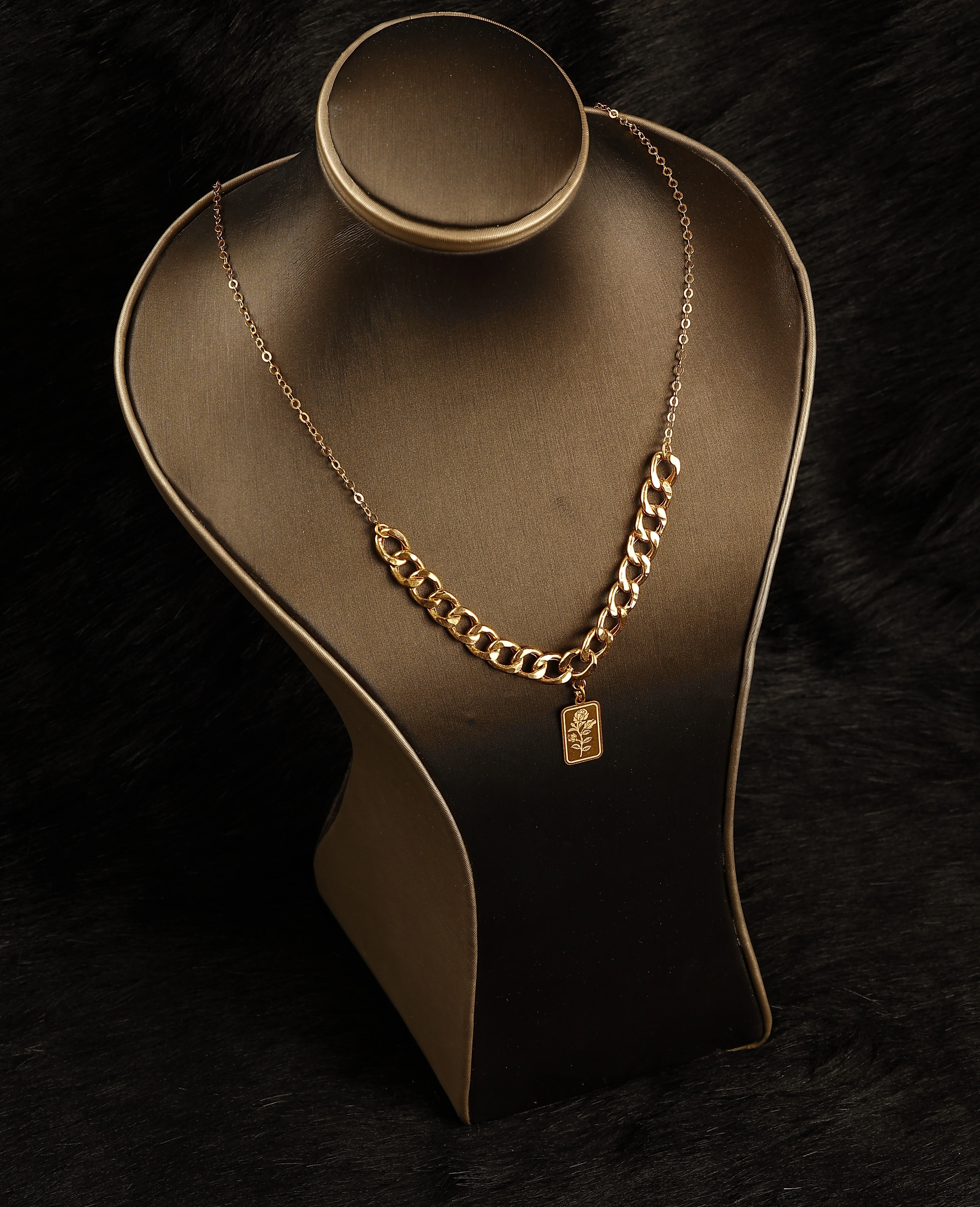 “Heritage Ingot” 21K Gold Necklace – Dual Chain Design with Rectangular Pendant